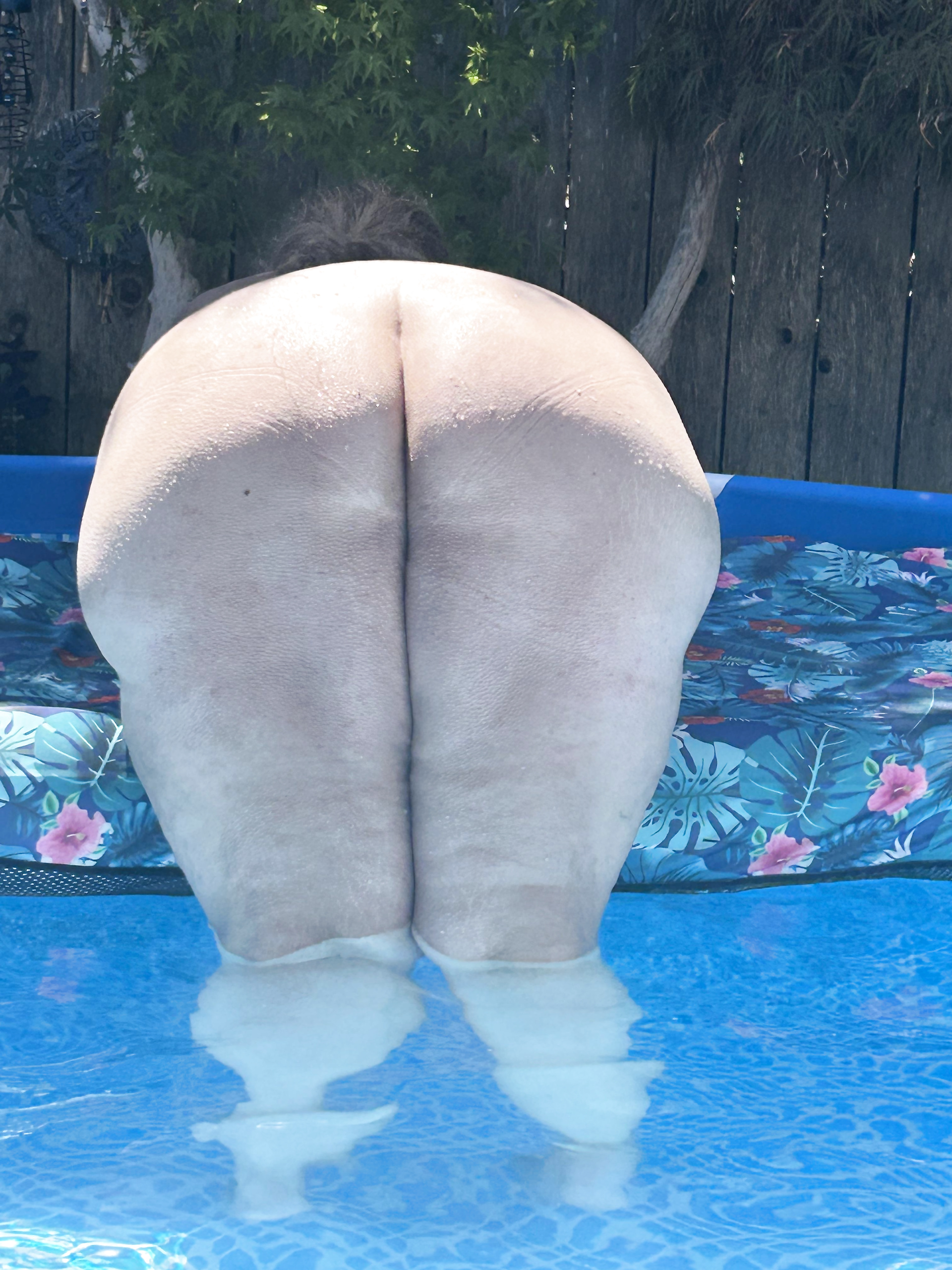 Feliz viernes! Aquí hay algunos desnudos para comenzar bien el fin de semana