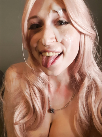 I think I look cute with a face full of hot warm cum ❤️