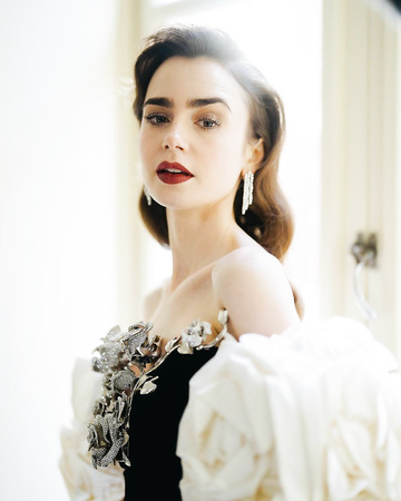 Lily Collins