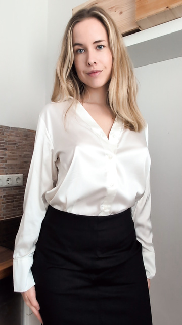 Celebrando el look de secretaria