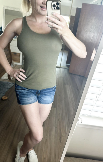 Good boys call me mommy.