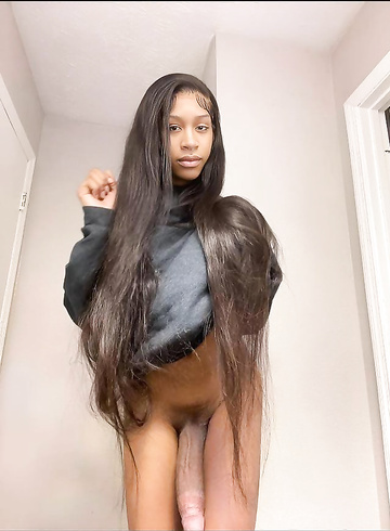 Who has the sexiest girlcock?