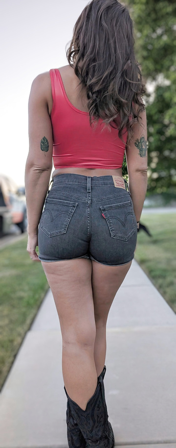 What you get on date night and what you get later at home - would you?