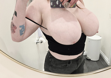 Hi. Wanna see my tits?