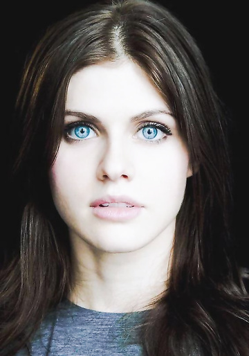 Alexandra Daddario
