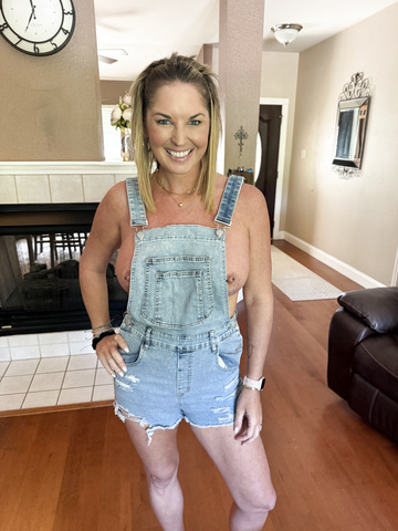Still dress however I want at 41