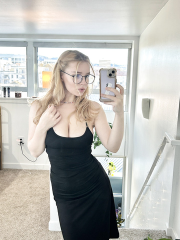 Which dress should I wear on our date? 1, 2 or 3