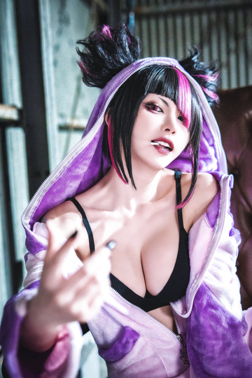 Juri Han de Street Fighter por Enako_cos