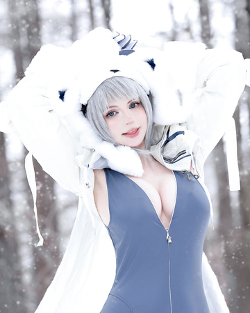 Neve from NIKKE by Peachmilky