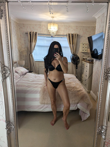 Solo una milf promedio de 51 años