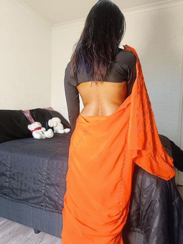 Desliza para desnudarme