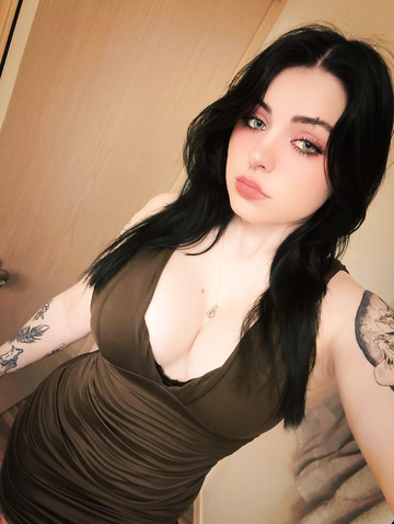 Este vestido es casi más ajustado que yo.
