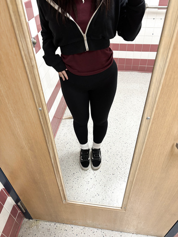 ¡OOTD! La semana de agradecimiento a los maestros casi termina, pero espero que aún me aprecien.