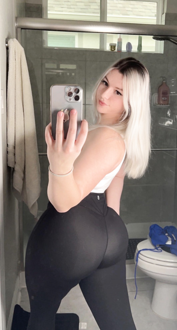 ¿Qué foto te pone duro el pene? Sé honesta