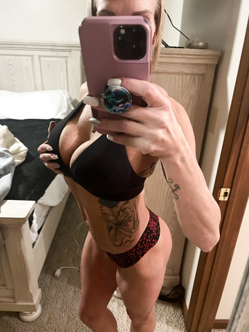 Mi cuerpo no es perfecto, pero trato de mantenerme en forma.