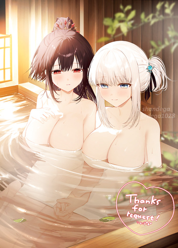 Amigas bañándose juntas