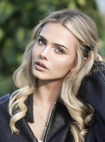 Sara Pierna Desmenuzada
