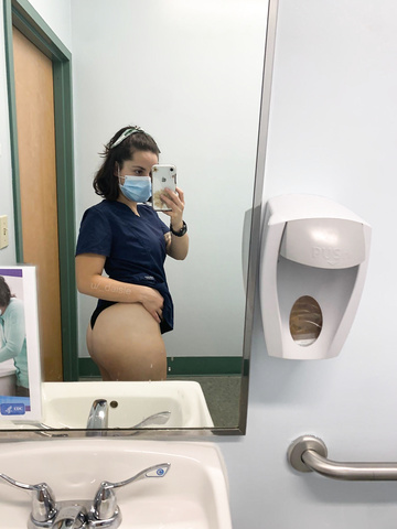 Soy técnica veterinaria, así que será mejor que empieces a rogar.