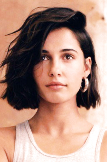 Naomi Scott