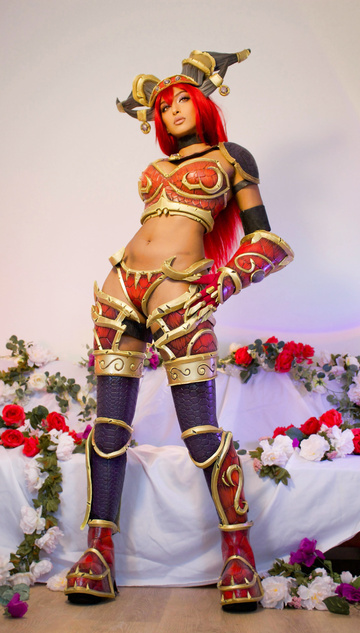 Mein Alexstrasza-Cosplay aus World of Warcraft ist fertig!