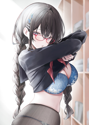 Megane Girl beim Ausziehen