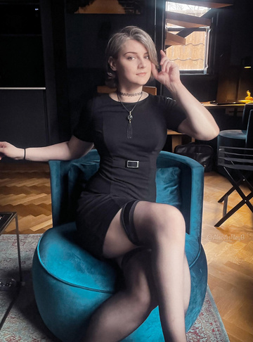 Went to business school... instructions unclear... became secretary 