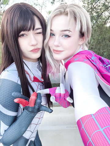 Mein Gwen-Cosplay mit meiner Freundin als Silk