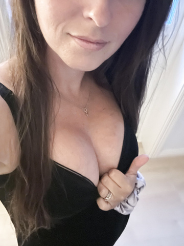 Going out with the girls tonight. My husband are home with the kids, so we can hook up 