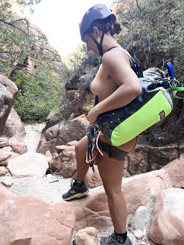 Nackt-Canyoning: zertifiziert unsicher