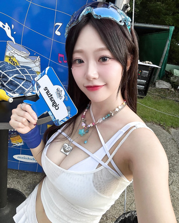 Firma de   - Jeewon