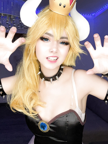 Bowsette Cosplay von Aloeveraiskawaii